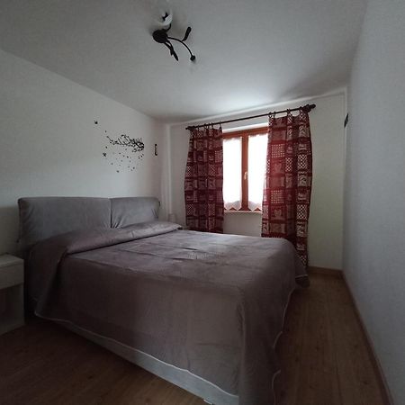 Da Lauretta Apartment Challand-Saint-Anselme Luaran gambar